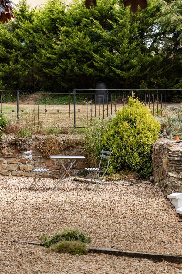 Chatsworth Riverscape: Peaceful Gannel Views Near Newquay Beaches Exterior photo