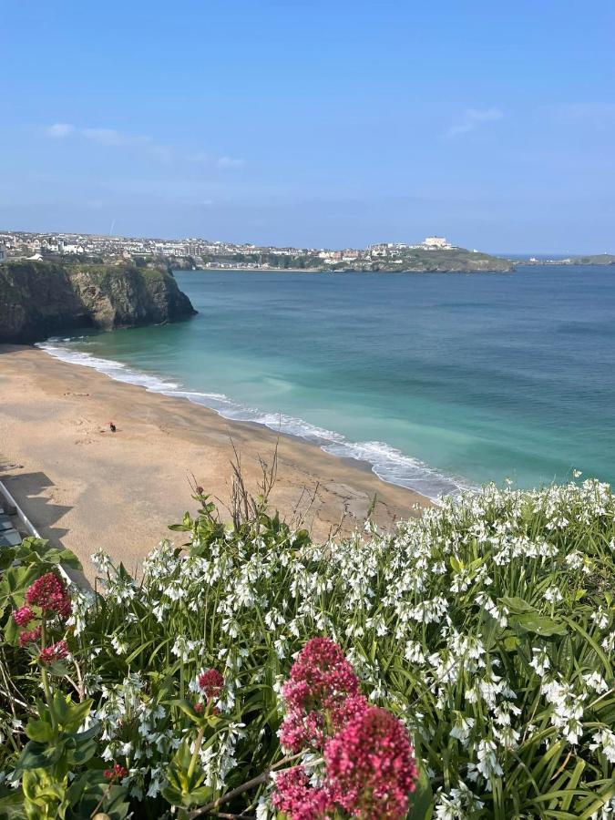 Chatsworth Riverscape: Peaceful Gannel Views Near Newquay Beaches Exterior photo