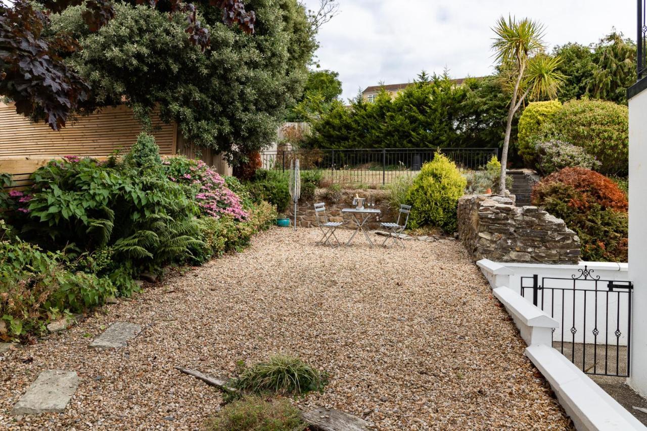 Chatsworth Riverscape: Peaceful Gannel Views Near Newquay Beaches Exterior photo